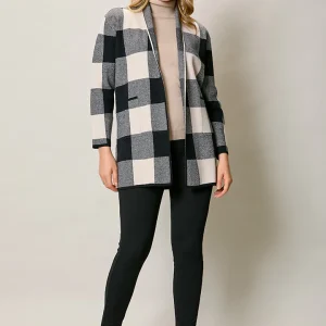 Suéter largo casual estampado a cuadros color negro