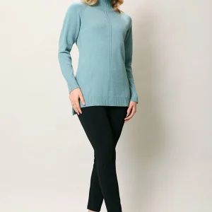 Suéter casual color menta cuello alto corte irregular