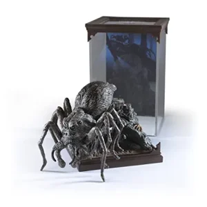 R32559 Figura Coleccionable Aragog de La Colección Noble Criaturas Mágicas No 16