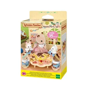 R35149 Set Sylvanian Families fiesta guardería con mesa, sillas y accesorios